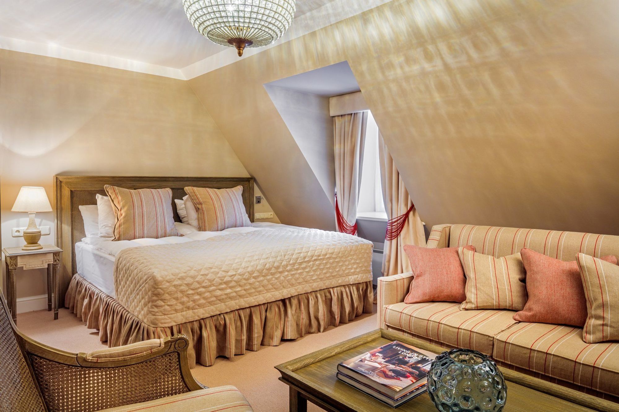 Schloessle Hotel - Small Luxury Hotels Of The World Tallinn Exterior photo