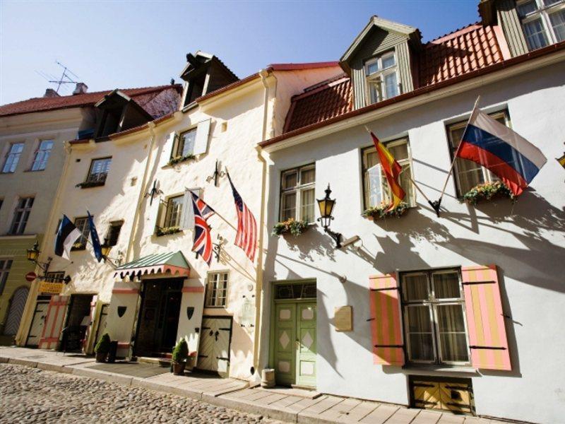 Schloessle Hotel - Small Luxury Hotels Of The World Tallinn Exterior photo The hotel in 2008